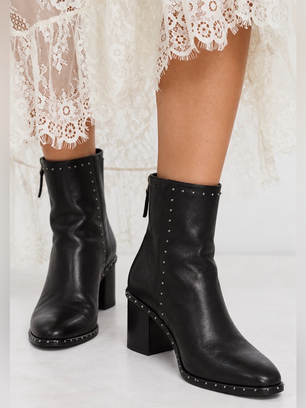Anthropologie Lola Cruz Leather Studded Ankle Boots Block Heel Booties Sz 9 NWT